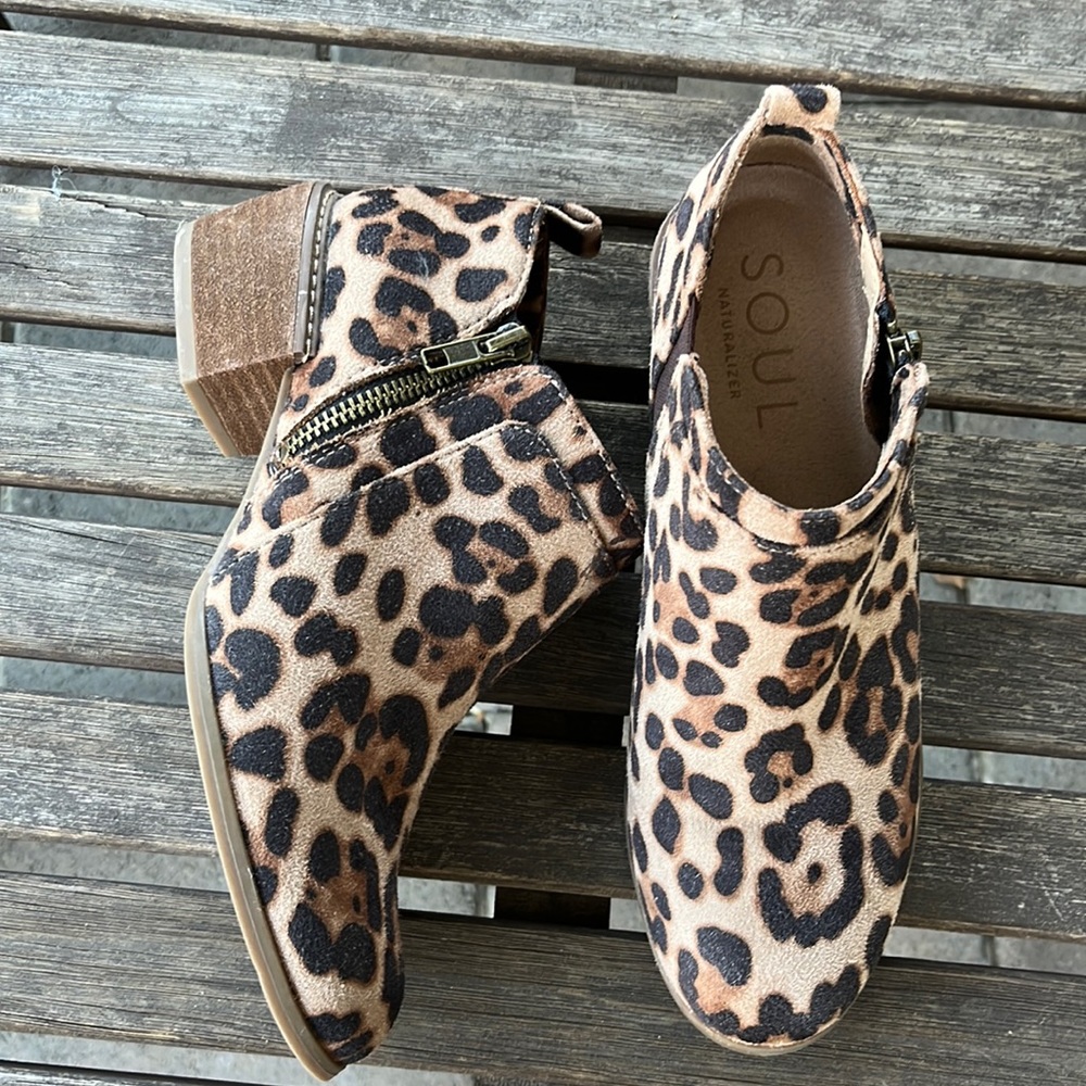 Leopard booties